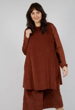 Sleeveless Tunic V in Rust