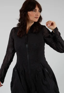 Sleeveless Zip Through Dress in Black Shiny Print