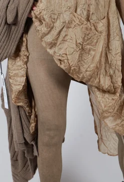 Slim Fit Leggings in Camel Cloud