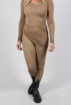 Slim Fit Leggings in Camel Cloud
