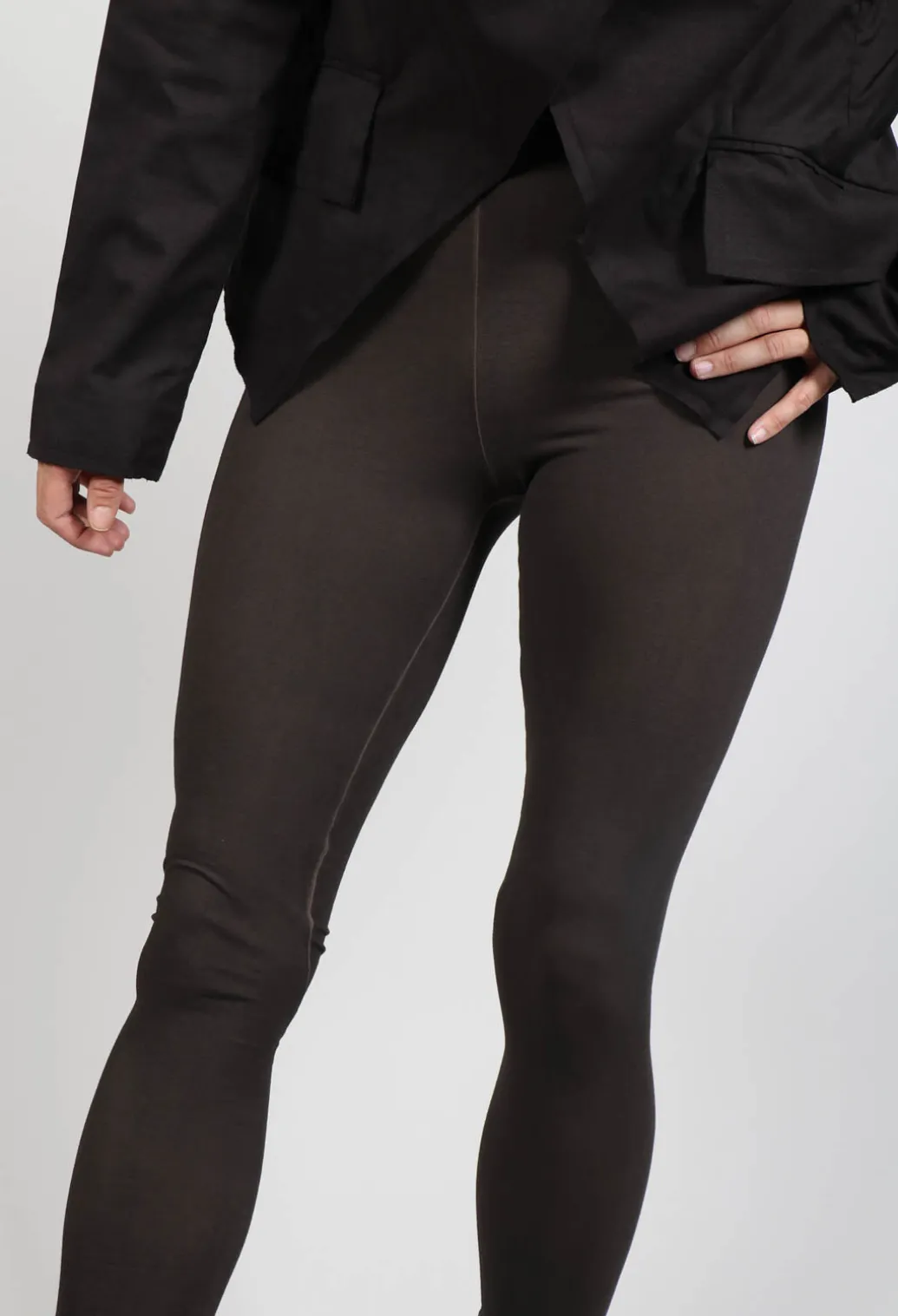 Slim Fit Leggings in Espresso Cloud