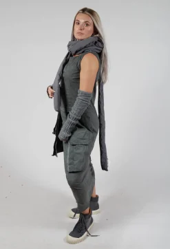 Smooth Puffer Scarf in Coal Cloud