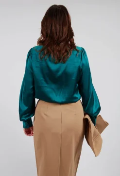 Stacydea Blouse in Myrtle