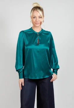 Stacydea Blouse in Myrtle