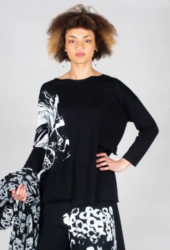 Statement Print Top in Black