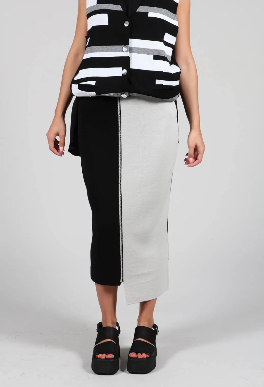 Stitch Pencil Skirt in Black and Silver