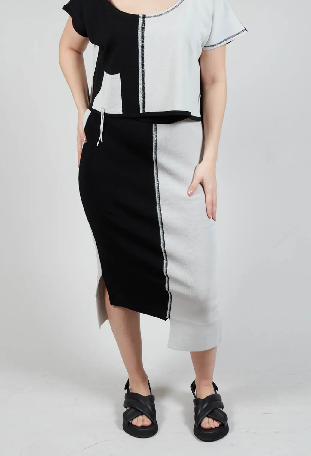 Stitch Pencil Skirt in Black and Silver