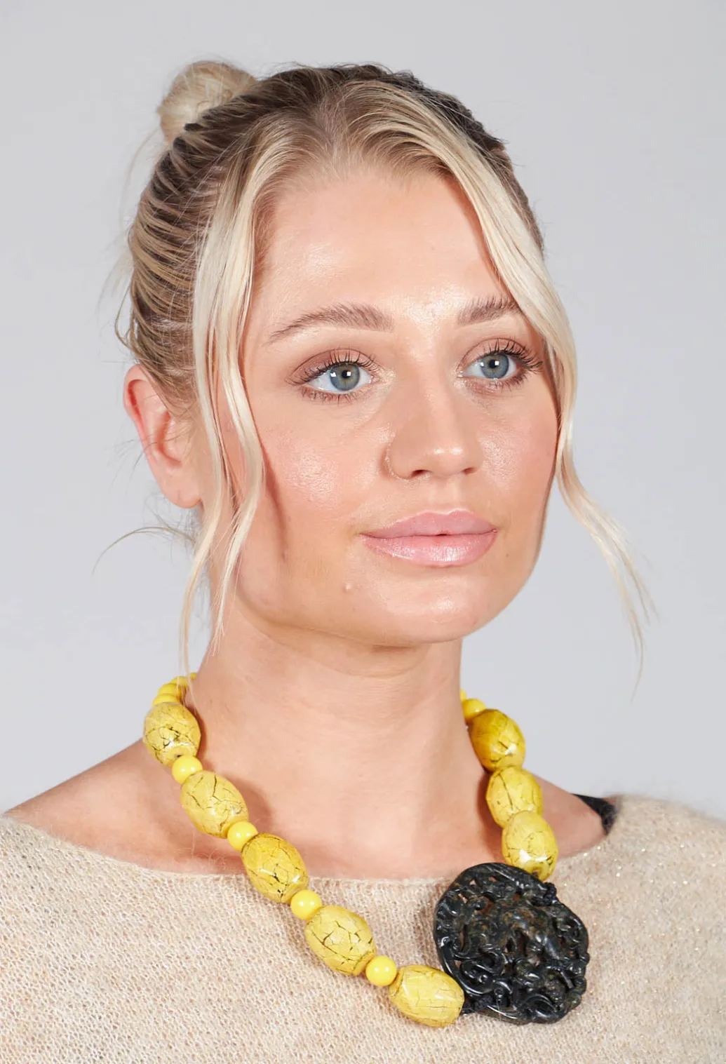 Stone Necklace in Yellow