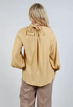 Storre Blouse in Butter