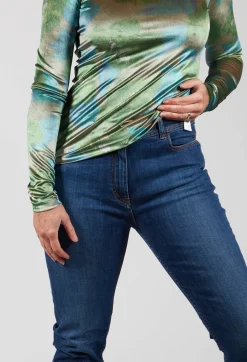 Straight Leg Denim Jeans in Blue