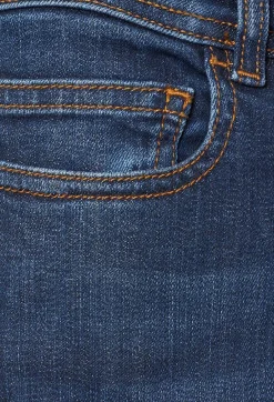 Straight Leg Denim Jeans in Blue