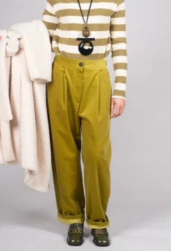 Straight Leg Ribbed Trouser in Cedro