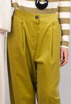 Straight Leg Ribbed Trouser in Cedro