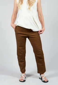 Straight Leg Trousers in Oliva