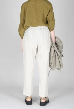Straight Leg Trousers in Beige