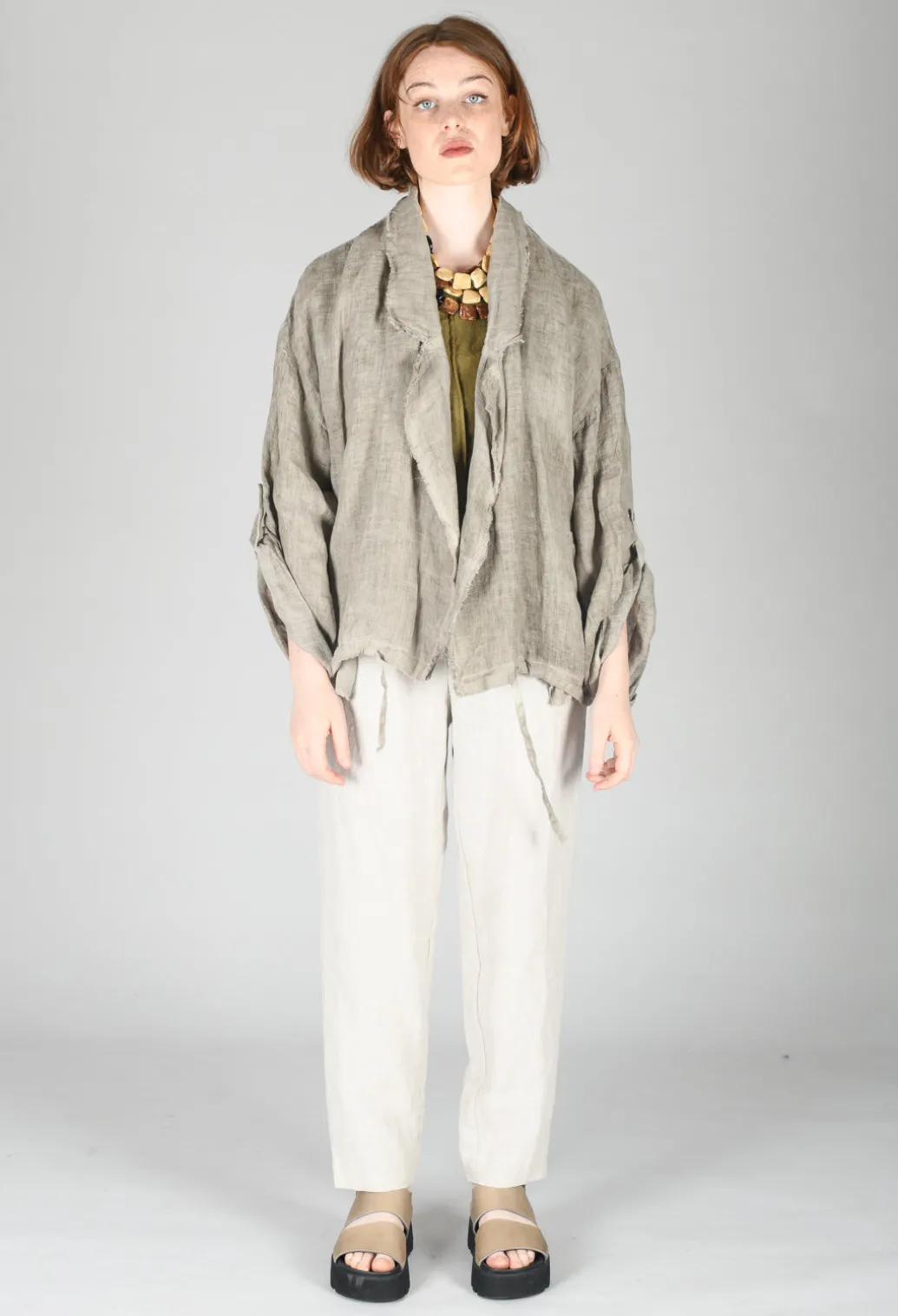 Straight Leg Trousers in Beige