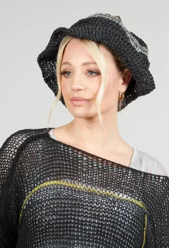 Straw Woven Hat in Original Black