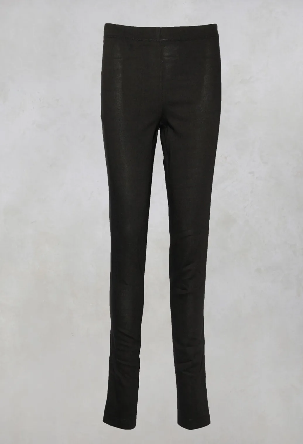 Stretch Fit Leggings in Black