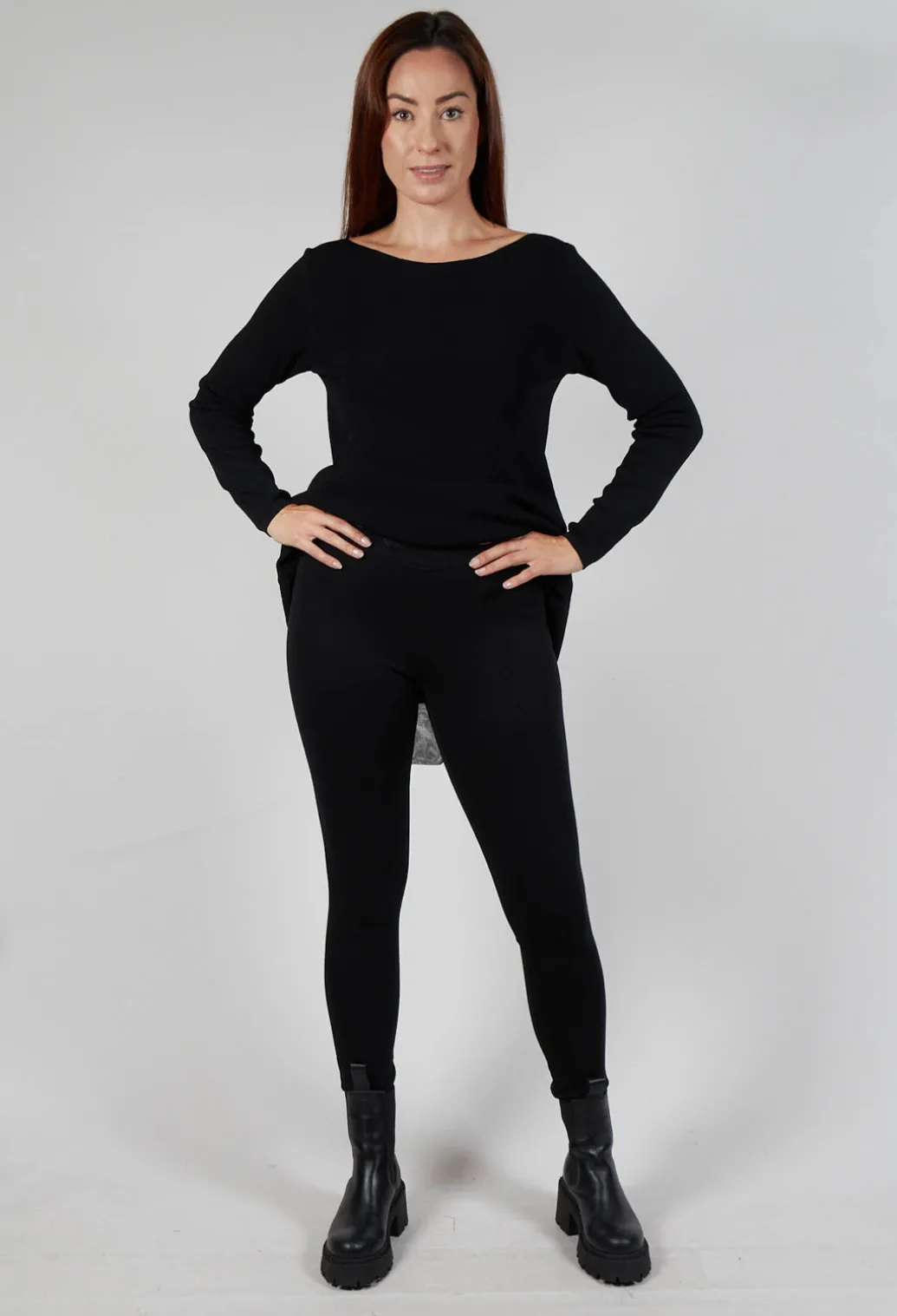 Stretch Fit Leggings in Black