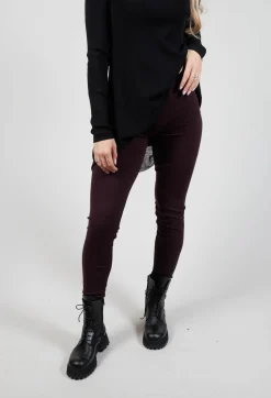 Stretch Fit Long Leggings in Plum