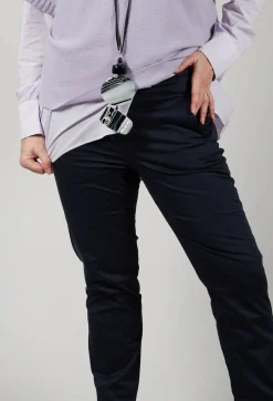 Stretchy Trousers with Pockets in Night