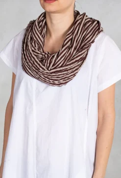 Stripe Snood in Bordeaux