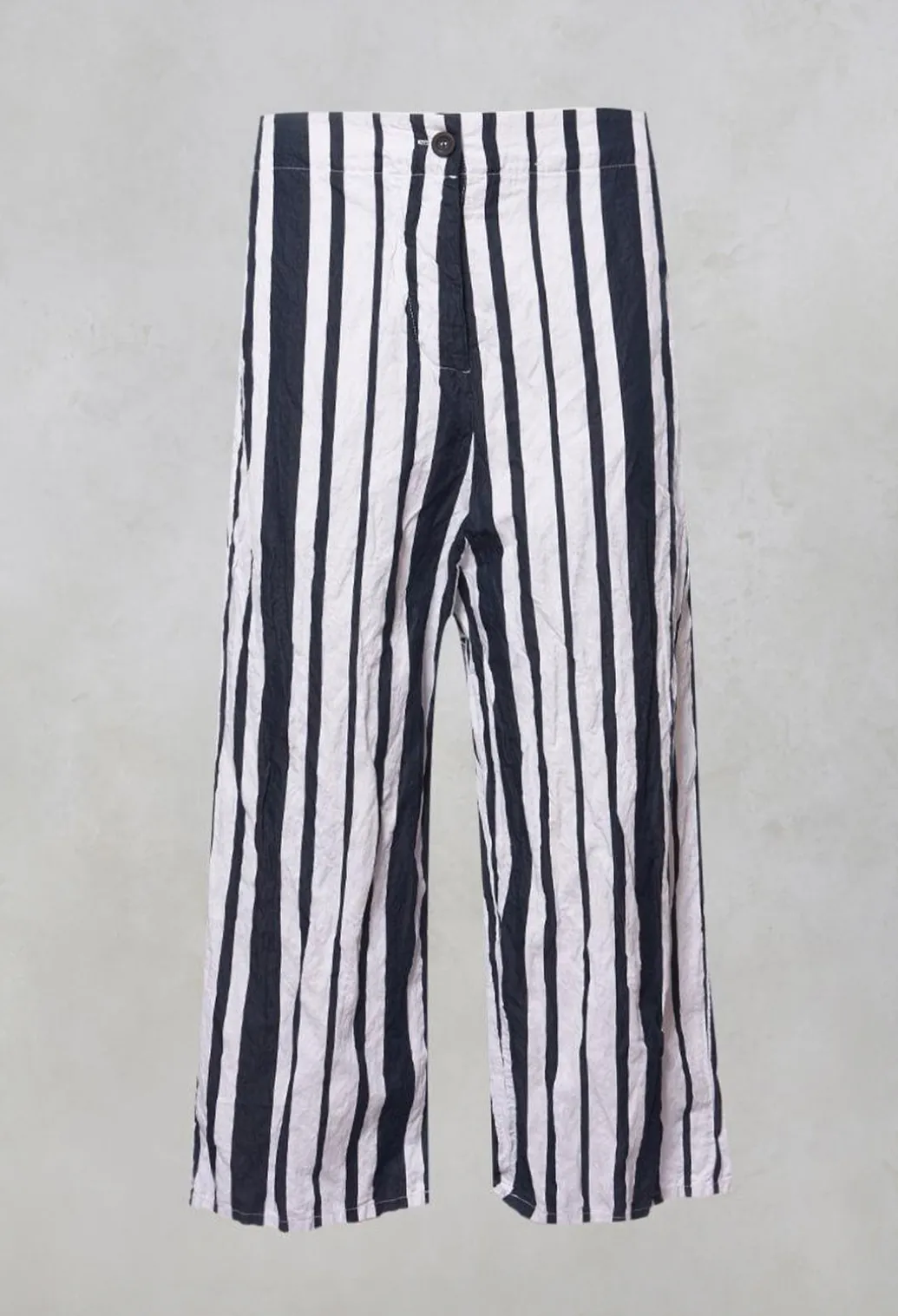 Striped Cropped Style - Casual Trousers in White