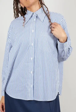 Striped Shirt in Off White and Blue