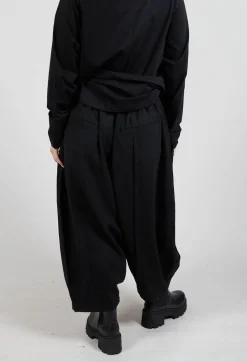 Tailored Dropcrotch Trousers in Black