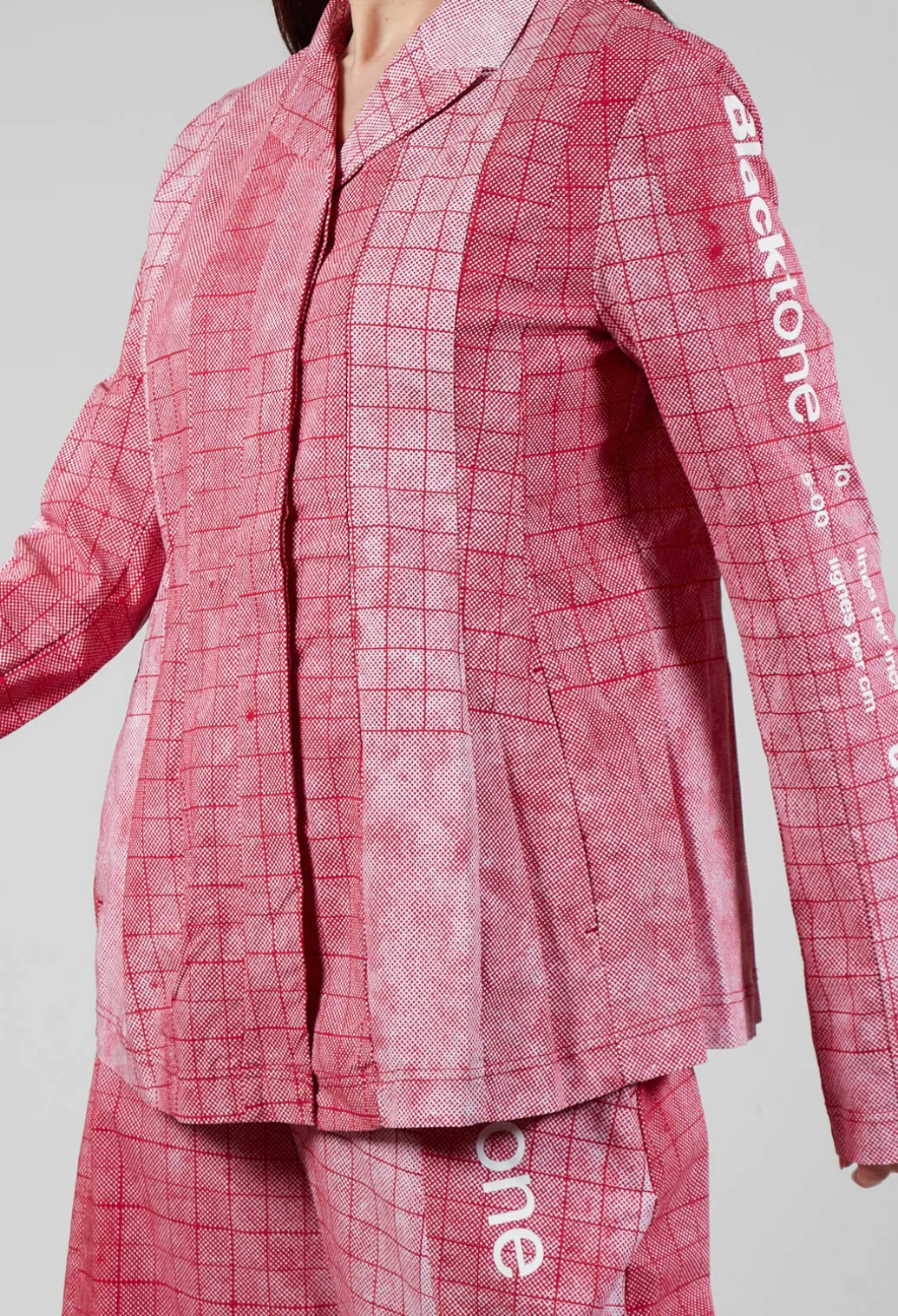 Tailored Jacket in Placed Chili Print