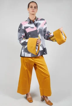 Tailored Shirt with Large Cuffs in Aneko / Mustard