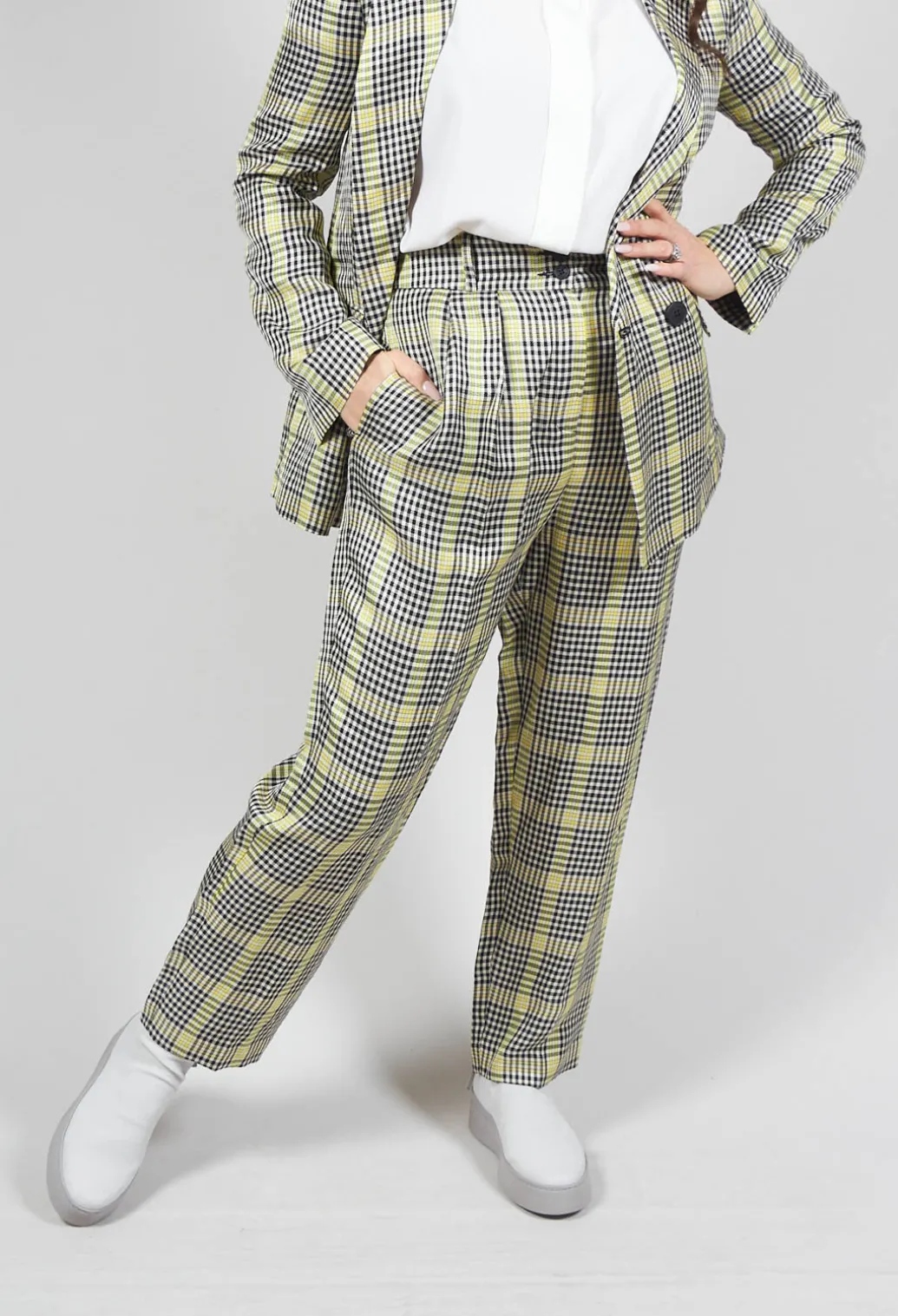 Tailored Trousers in Yellow