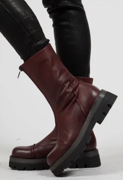 Tall Ankle Boots with Contrasting Sole in Gasoline Britanic