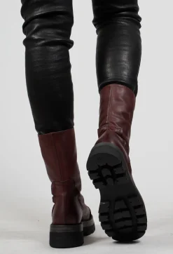 Tall Ankle Boots with Contrasting Sole in Gasoline Britanic