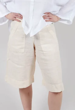 Tamal Shorts in Sand