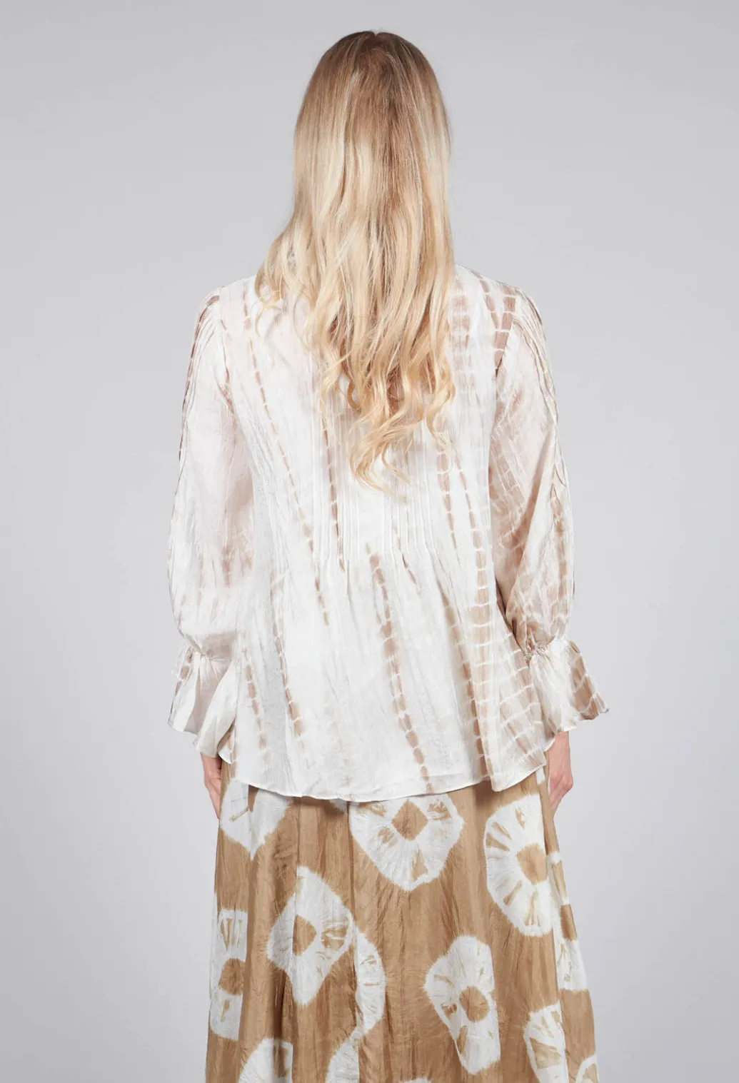 Tana Shirt in Beige and Cream