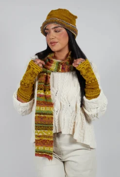 Textile Wool Scarf in Olive