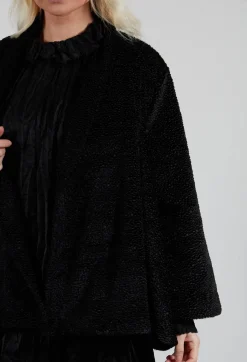 Textured Cape in Black