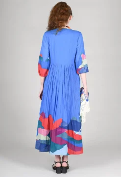 Theatral Dress in Bleu and Petr