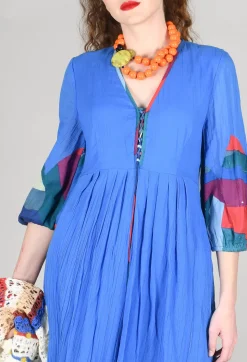Theatral Dress in Bleu and Petr