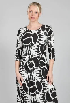 Three Quarter Sleeve Smash Dress in Black and White Moonbeam