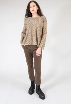 Top with Tartan Wool in Beige