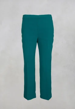 Trousers in Verde Bottiglia