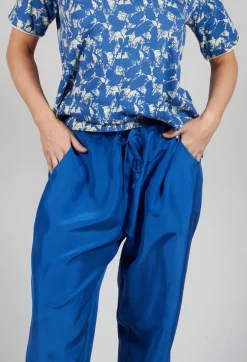 Trousers Still Amparo Blue in Blue