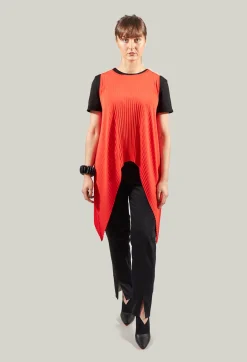 T-Shirt in Black