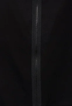 T-Shirt in Black