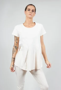 T-Shirt with Flared Hemline in Rose Print
