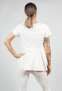 T-Shirt with Flared Hemline in Rose Print