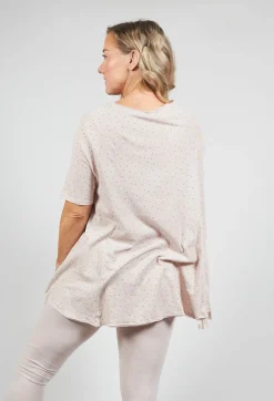 T-Shirt with High Low Hem in Dots