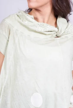 T-Shirt with Twist Detail Neckline in Pearl Dot